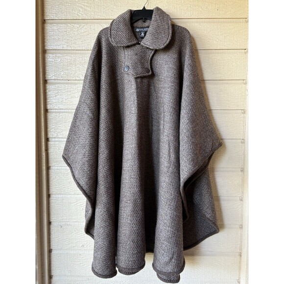 Manos Del Uruguay Jackets & Blazers - Manos Del Uruguay womens Vintage Brown 100% Wool Hand Made Long Midi Poncho Wrap
